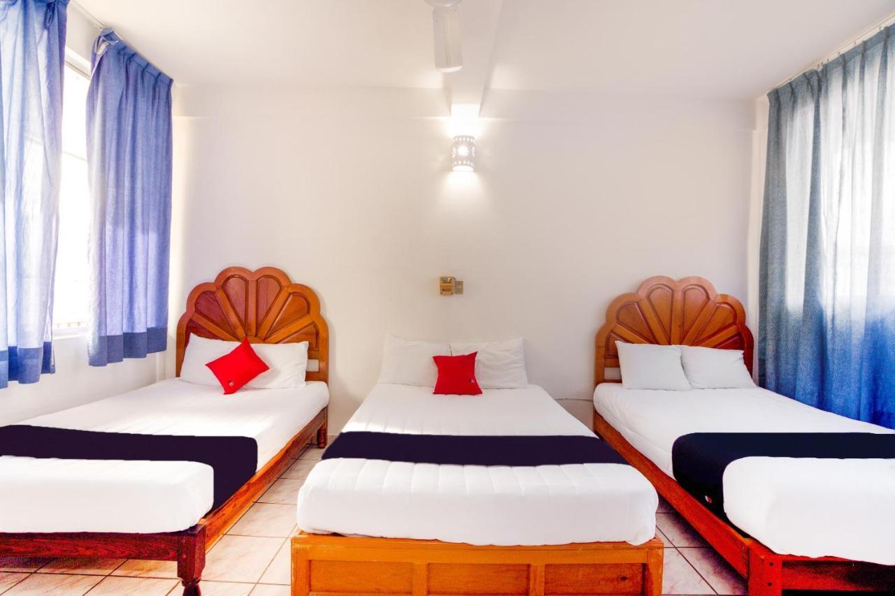 Hotel Adelita ซีฮัวตาเนโค ภายนอก รูปภาพ