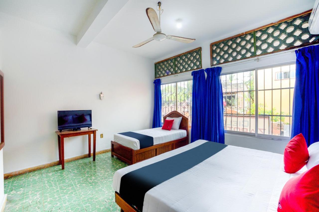 Hotel Adelita ซีฮัวตาเนโค ภายนอก รูปภาพ